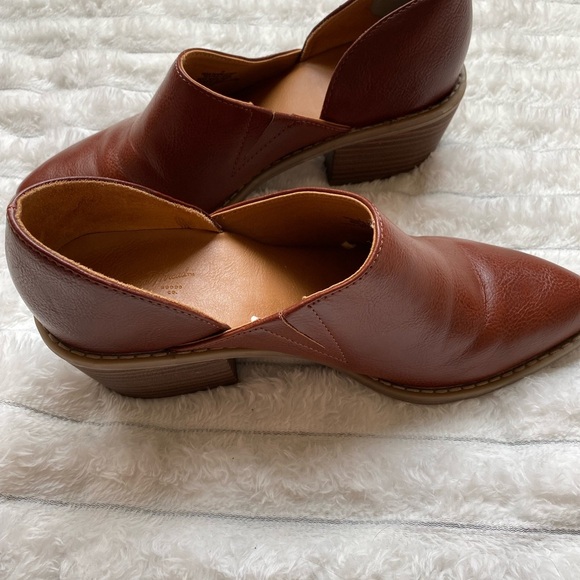 Brown Faux Leather Low Heel Mules | Western Style Slip-On Booties | Sz 7 - Picture 2 of 8